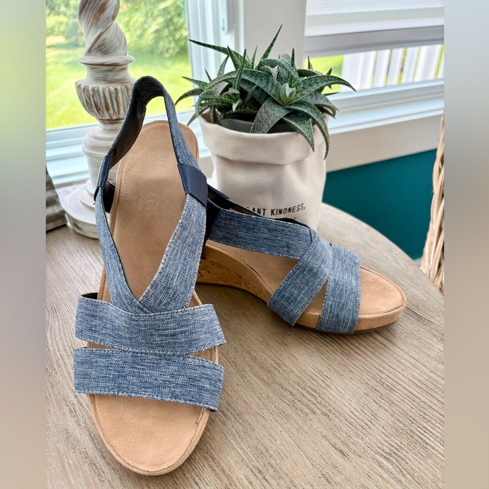AEROSOLES Blue Denim Cork Wedge Sandals, Size 8